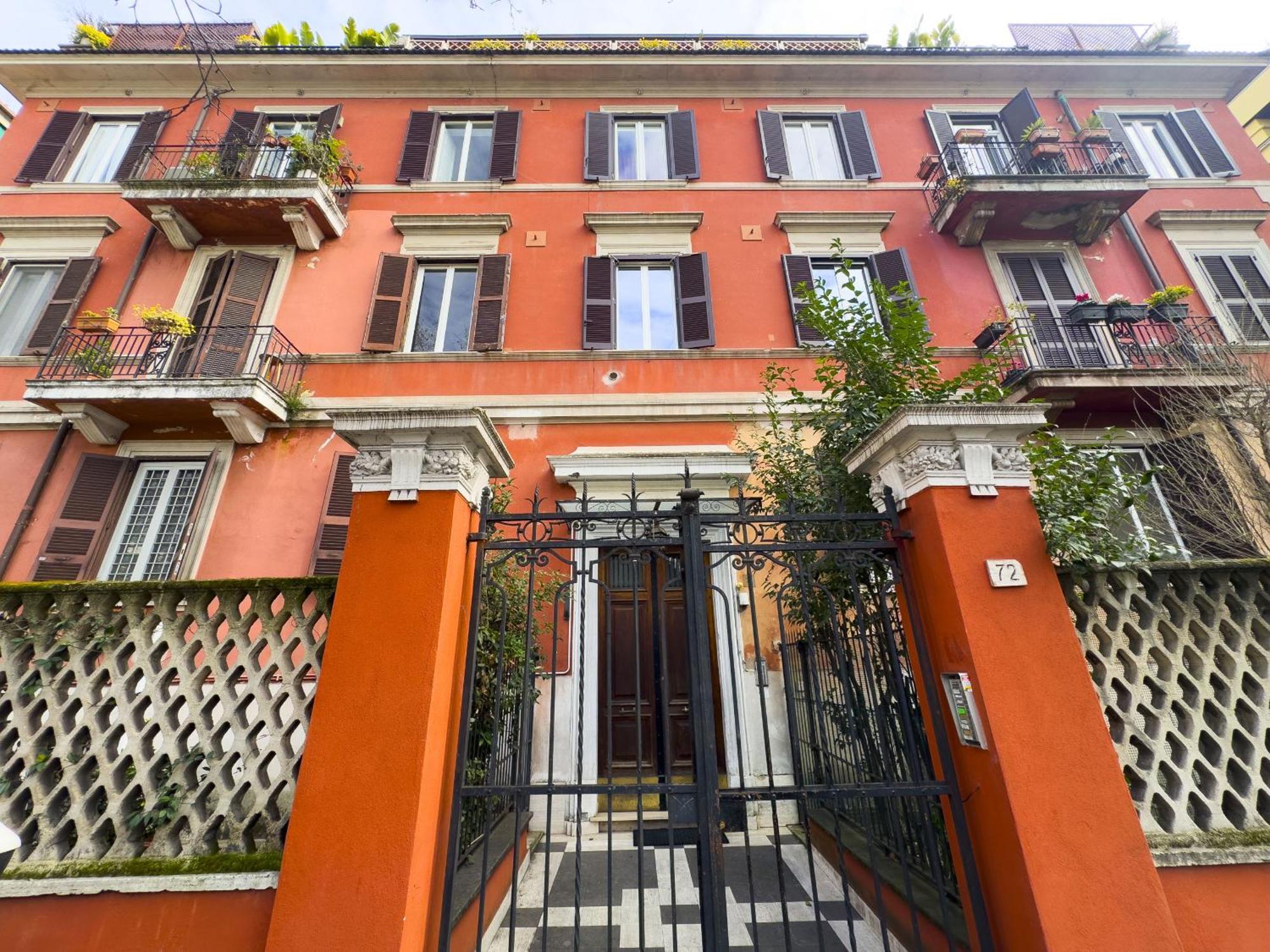 Romantic Terraced Escape In Elegant Neighbourhood Appartamento *